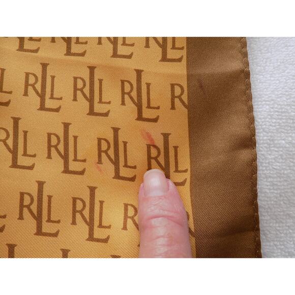 Lauren Ralph Lauren silk scarf 21 x 21 - Picture 3 of 4